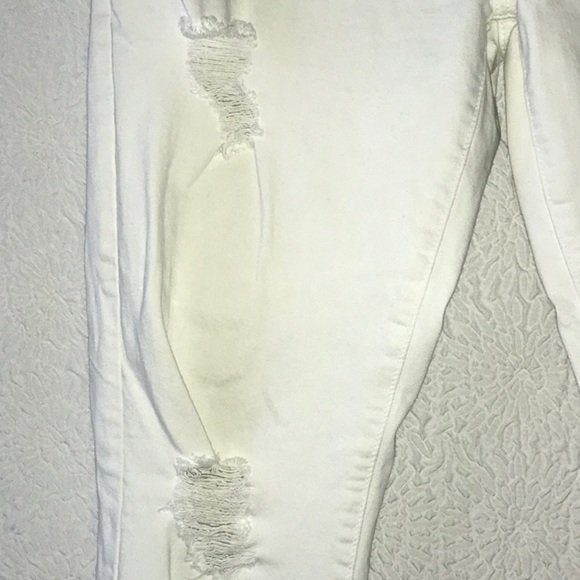 Just Black Distressed Skinny Jeans - Picture 8 of 14